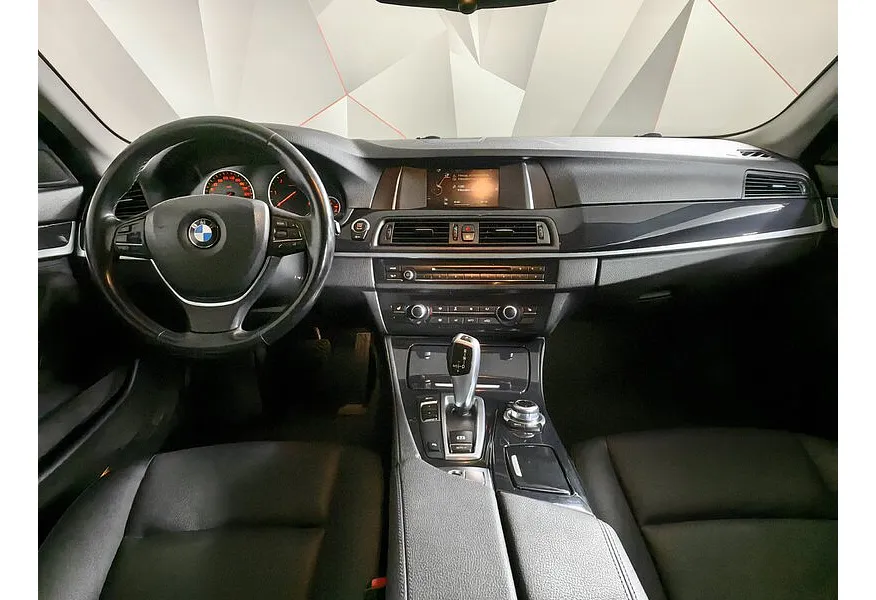 BMW 5 серия 520d Steptronic (190 л.с.) Черный в АВИЛОН. Слайд №11