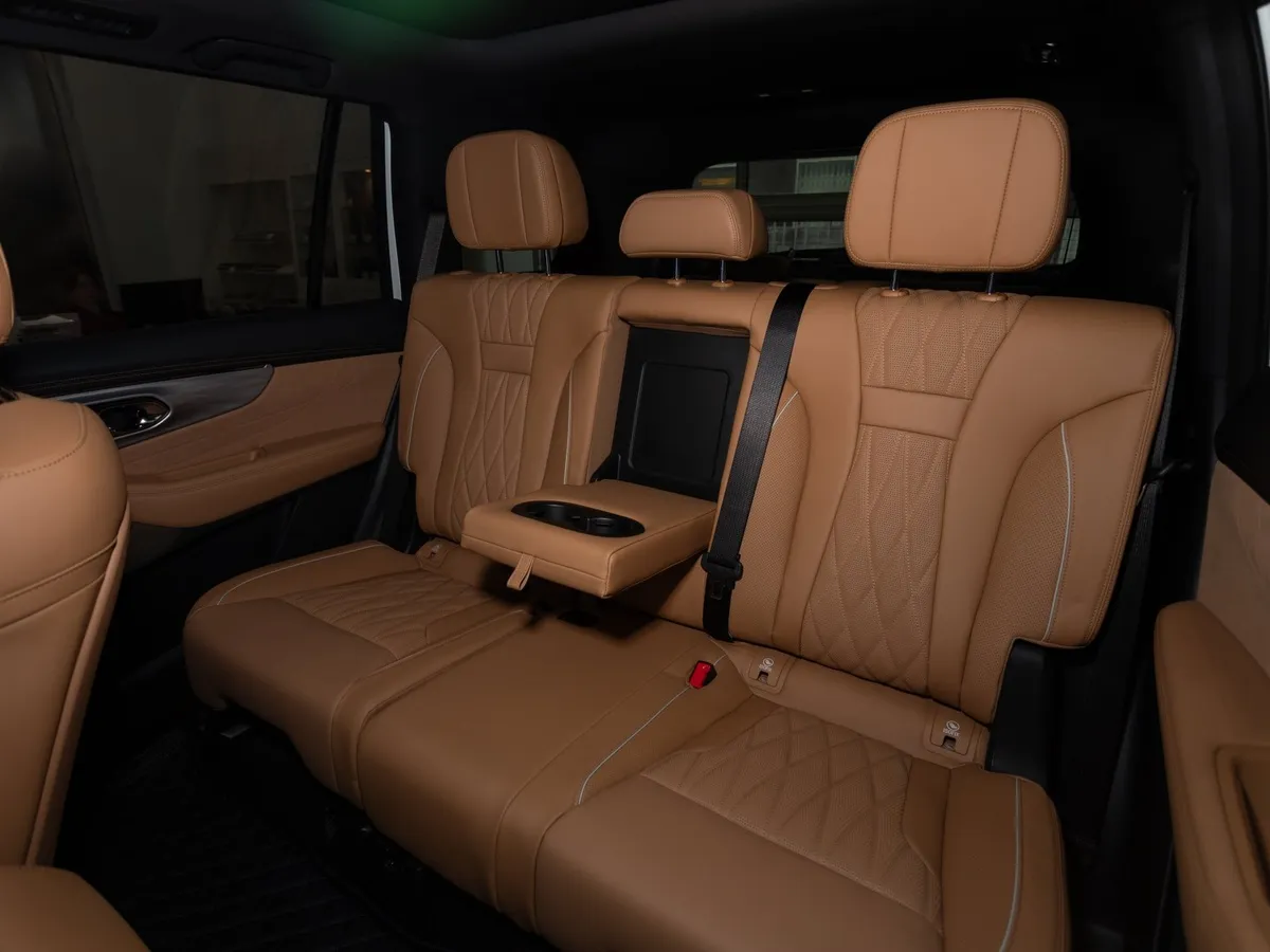 GAC GS8 2.0T 4WD (231 л.с.) GT Черный в АВИЛОН. Слайд №8