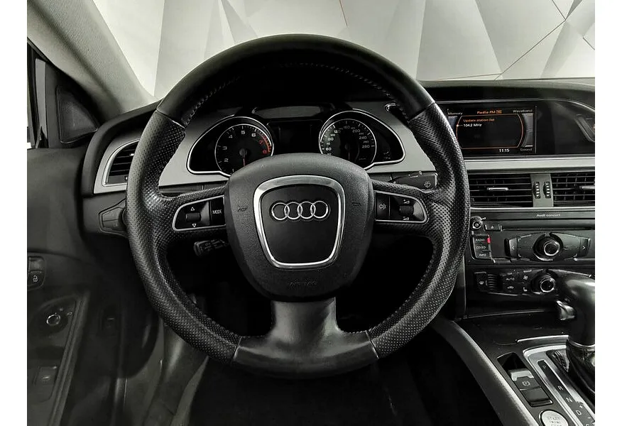 Audi A5 1.8 TFSI multitronic (170 л.с.) Серебристый в АВИЛОН. Слайд №17