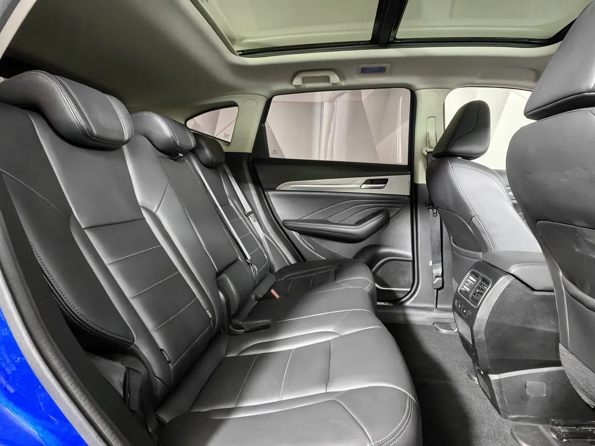 Haval F7 2.0T AWD 7DCT (190 л.с.) Premium Синий в АВИЛОН. Слайд №15