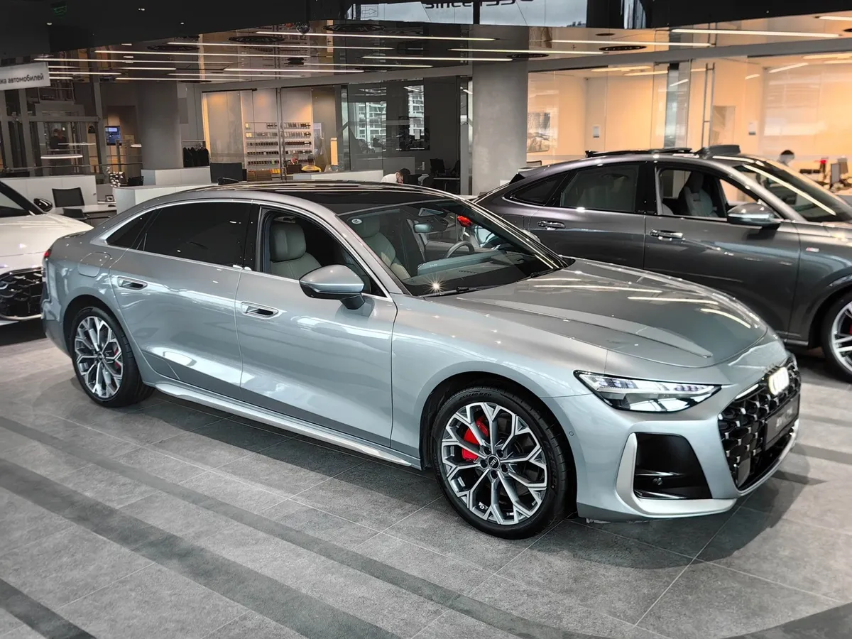 Audi A6 2.0 TFSI tiptronic quattro (272 л.с.) Серебристый в АВИЛОН. Слайд №2