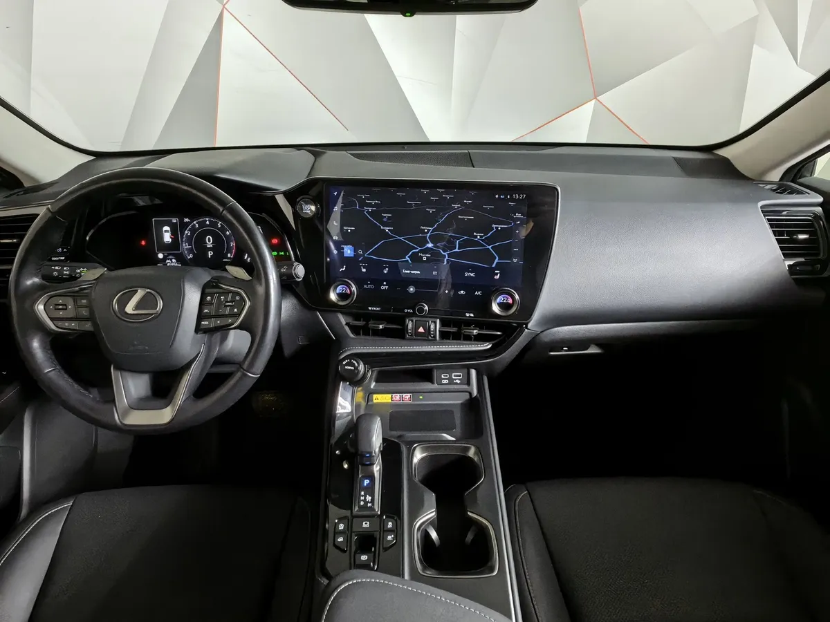 Lexus NX 2.5 AT AWD (200 л.с.) Luxury Черный в АВИЛОН. Слайд №13
