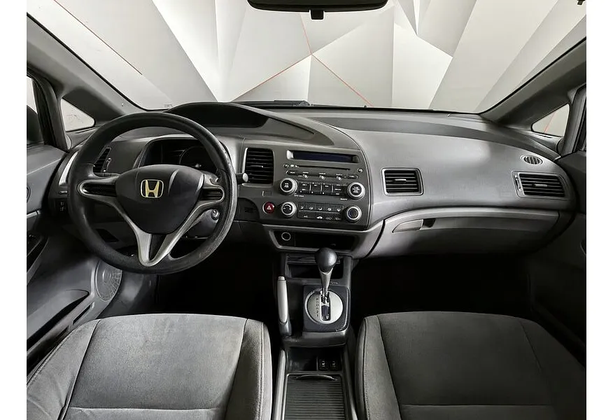 Honda Civic 1.8 AT (140 л.с.) Черный в АВИЛОН. Слайд №11 Honda Civic 1.8 AT (140 л.с.) Черный в АВИЛОН. Слайд №11