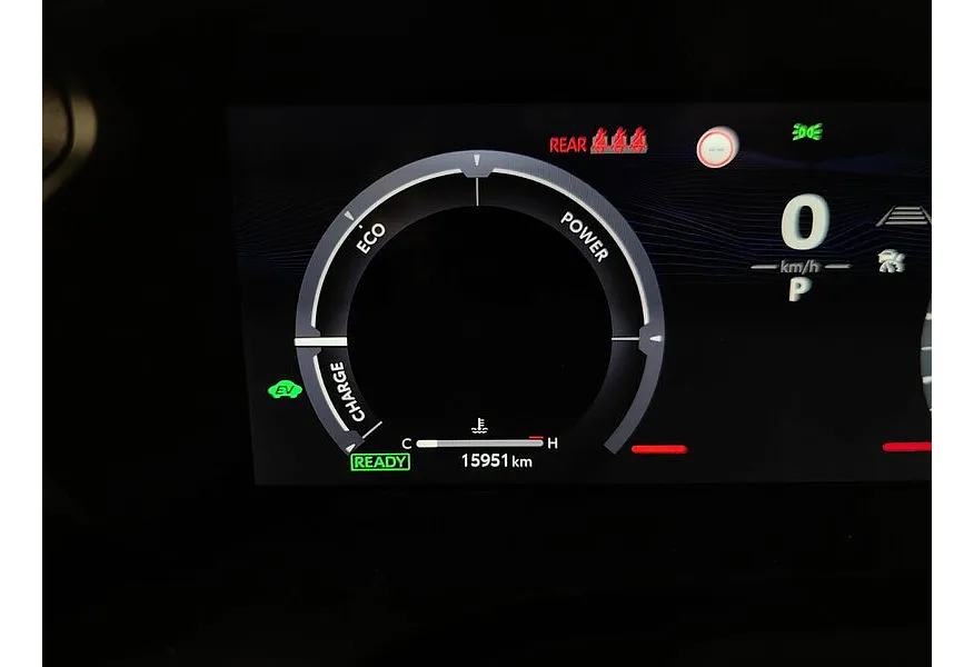 Toyota Camry 2.5 AT (200 л.с.) Luxury Черный в АВИЛОН. Слайд №18