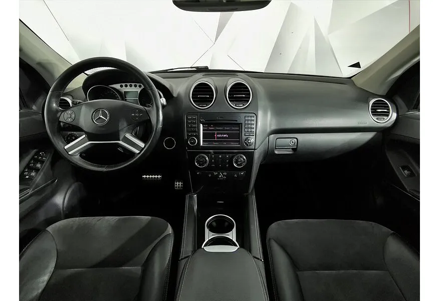 Mercedes-Benz M-Класс ML 320 CDI 7G-Tronic (224 л.с.) Черный в АВИЛОН. Слайд №12