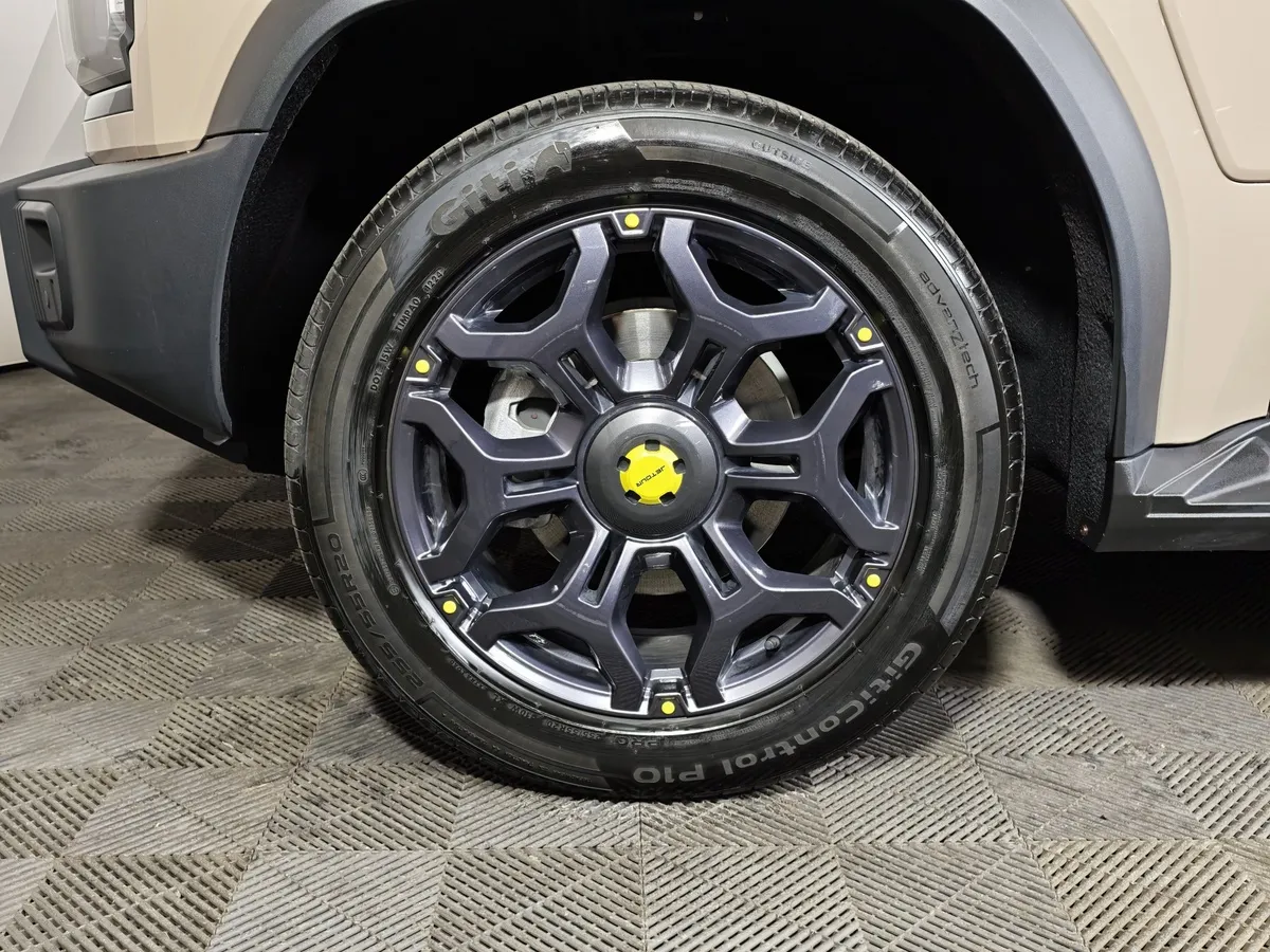 JETOUR T2 2.0T 7DCT AWD (245 л.с.) Престиж Коричневый в АВИЛОН. Слайд №9