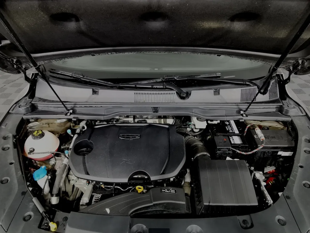 Geely Coolray 1.5T 7DCT (174 л.с.) Champion edition (Binyue Cool) Серый в АВИЛОН. Слайд №11