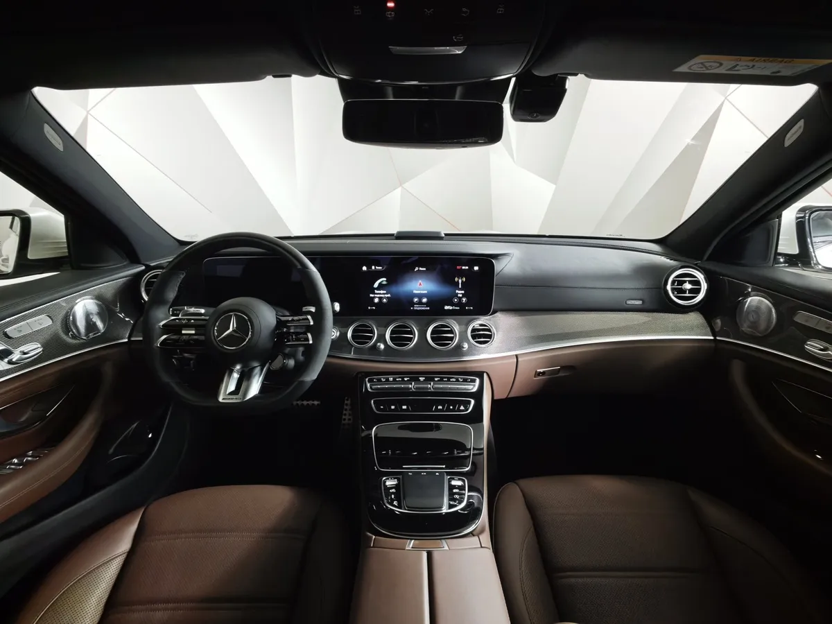 Mercedes-Benz E-Класс E 53 4MATIC+ 9G-TRONIC (435 л.с.) Особая серия Белый в АВИЛОН. Слайд №14