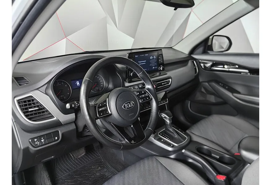 Kia Seltos 2.0 MPI 4WD IVT (149 л.с.) Style Белый в АВИЛОН. Слайд №19