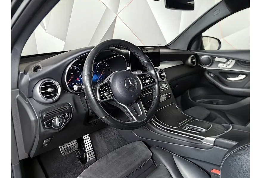 Mercedes-Benz GLC Купе 220 d 9G-TRONIC 4MATIC (194 л.с.) Premium Серый в АВИЛОН. Слайд №19