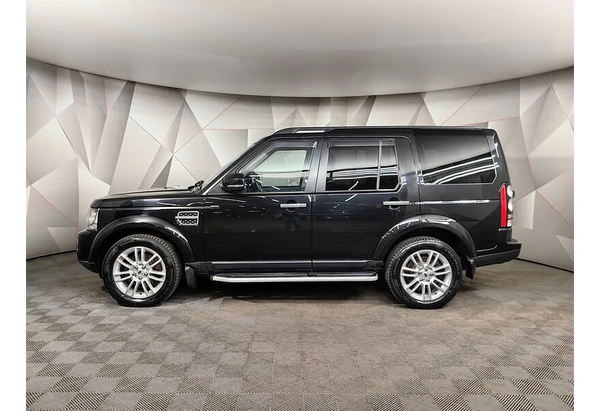 Land Rover Discovery 3.0 SDV6 AT 4WD (249 л.с.) SE Черный в АВИЛОН. Слайд №5