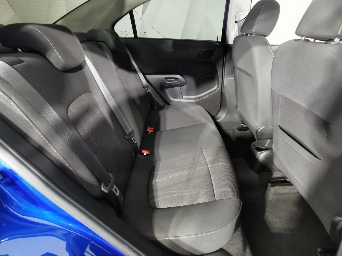 Chevrolet Aveo 1.6 AT (115 л.с.) Синий в АВИЛОН. Слайд №14