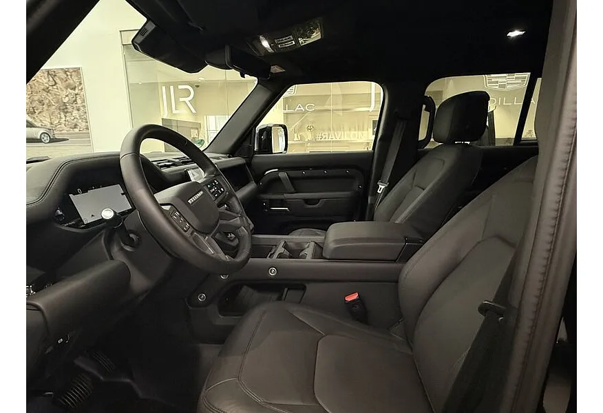 Land Rover Defender 3.0D AT (300 л.с.) HSE Черный в АВИЛОН. Слайд №7