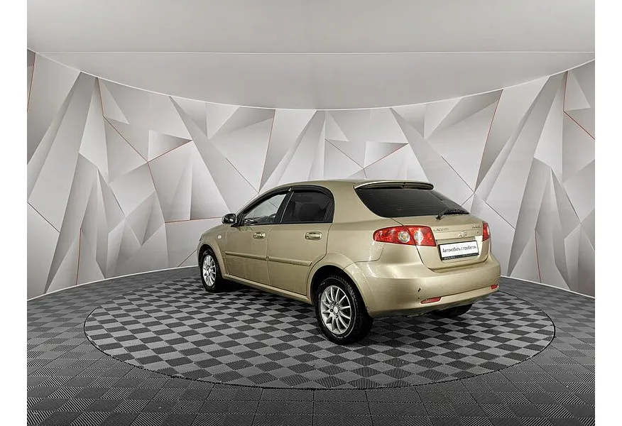 Chevrolet Lacetti 1.6 MT (109 л.с.) Platinum Желтый в АВИЛОН. Слайд №4