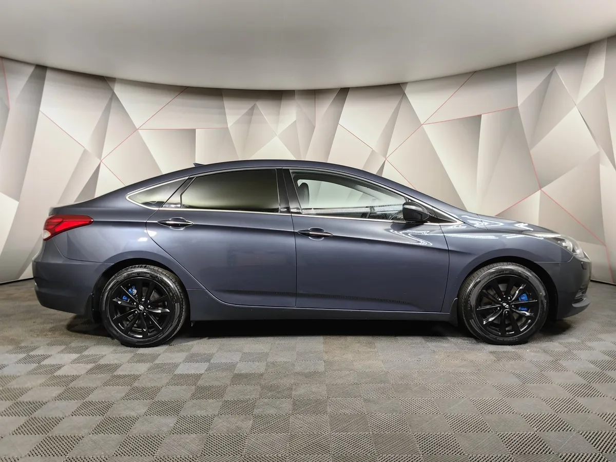 Hyundai i40 2.0 AT (150 л.с.) Business Синий в АВИЛОН. Слайд №6