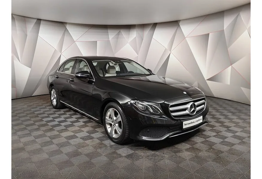 Mercedes-Benz E-Класс E 220 d 4MATIC 9G-TRONIC (194 л.с.) Черный в АВИЛОН. Слайд №3