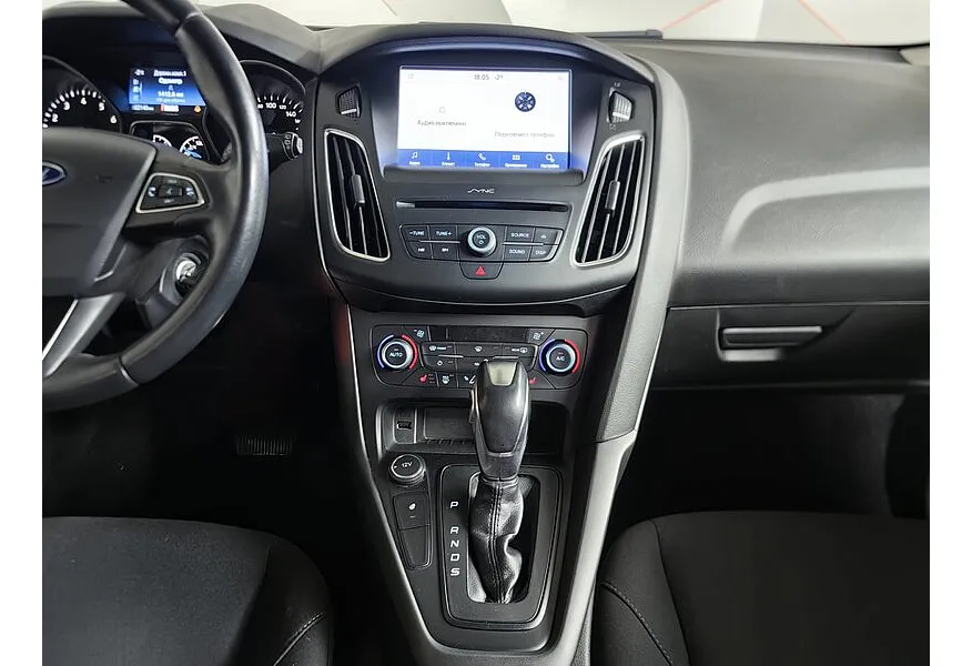 Ford Focus 1.6 Ti-VCT PowerShift (125 л.с.) SPECIAL EDITION Черный в АВИЛОН. Слайд №15