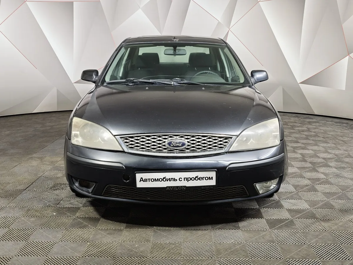 Ford Mondeo 2.0 MT (145 л.с.) Черный в АВИЛОН. Слайд №7