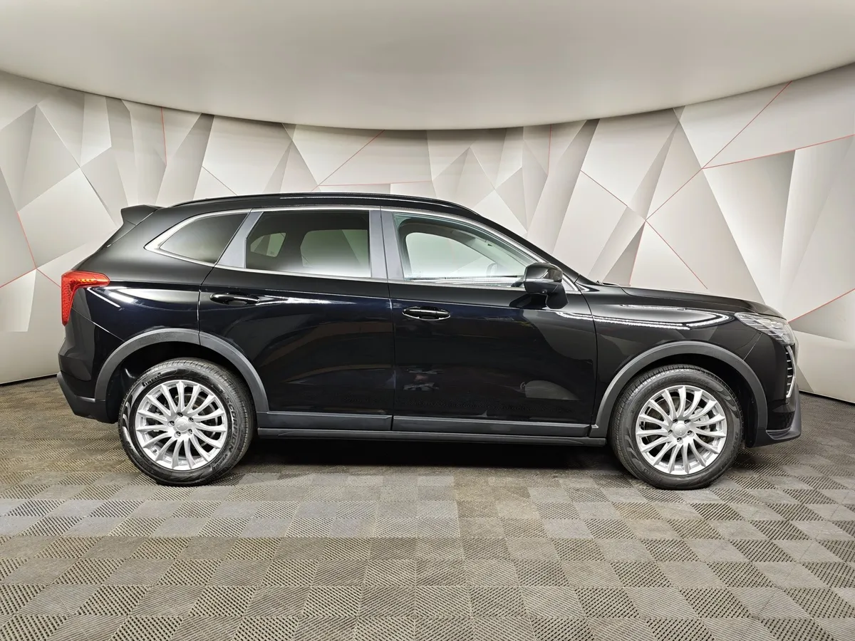 Haval Jolion 1.5 DCT 4WD (150 л.с.) Premium Черный в АВИЛОН. Слайд №6