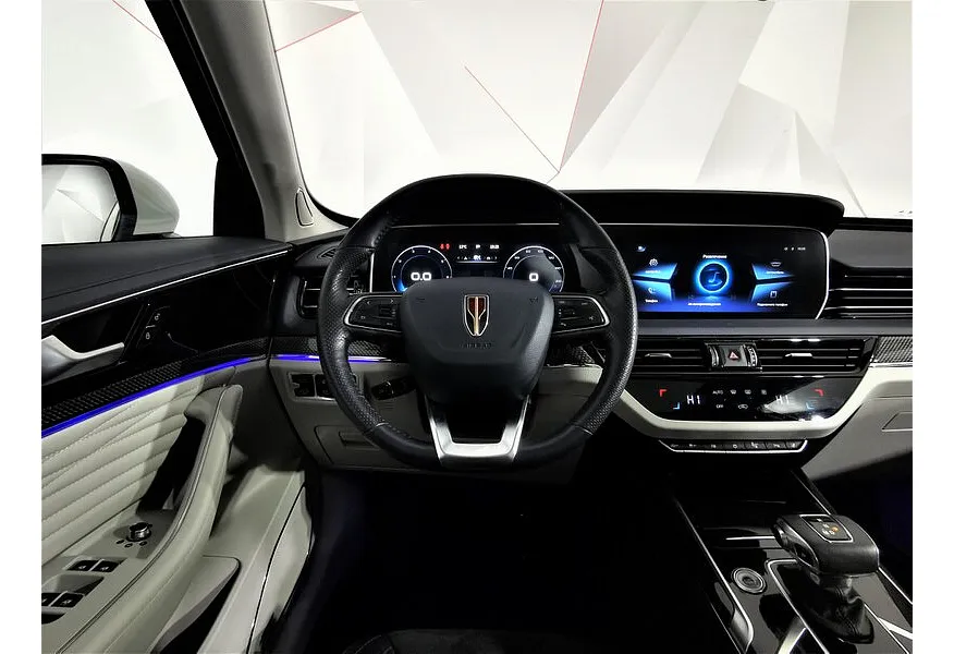 Hongqi HS5 2.0 AT 4WD (224 л.с.) Deluxe Белый в АВИЛОН. Слайд №18