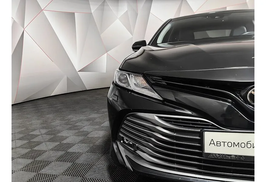 Toyota Camry 2.5 AT (181 л.с.) Стандарт Черный в АВИЛОН. Слайд №18