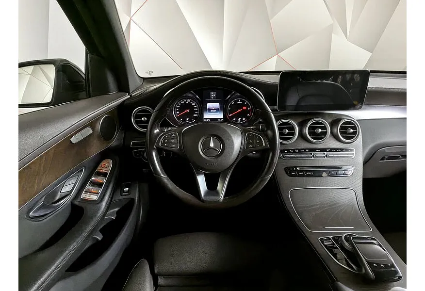 Mercedes-Benz GLC 250 d 9G-TRONIC 4MATIC (204 л.с.) Особая серия Черный в АВИЛОН. Слайд №11