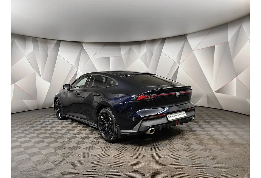 Changan UNI-V 1.5 AMT (181 л.с.) LX Черный в АВИЛОН. Слайд №4