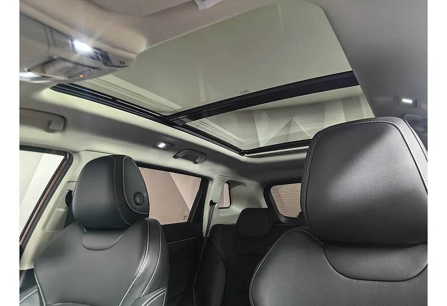 Geely Atlas Pro 1.5T 7DCT AWD (177 л.с.) Flagship Красный в АВИЛОН. Слайд №22