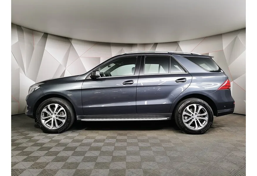 Mercedes-Benz GLE 400 4MATIC 9G-TRONIC (333 л.с.) Особая серия Серый в АВИЛОН. Слайд №5