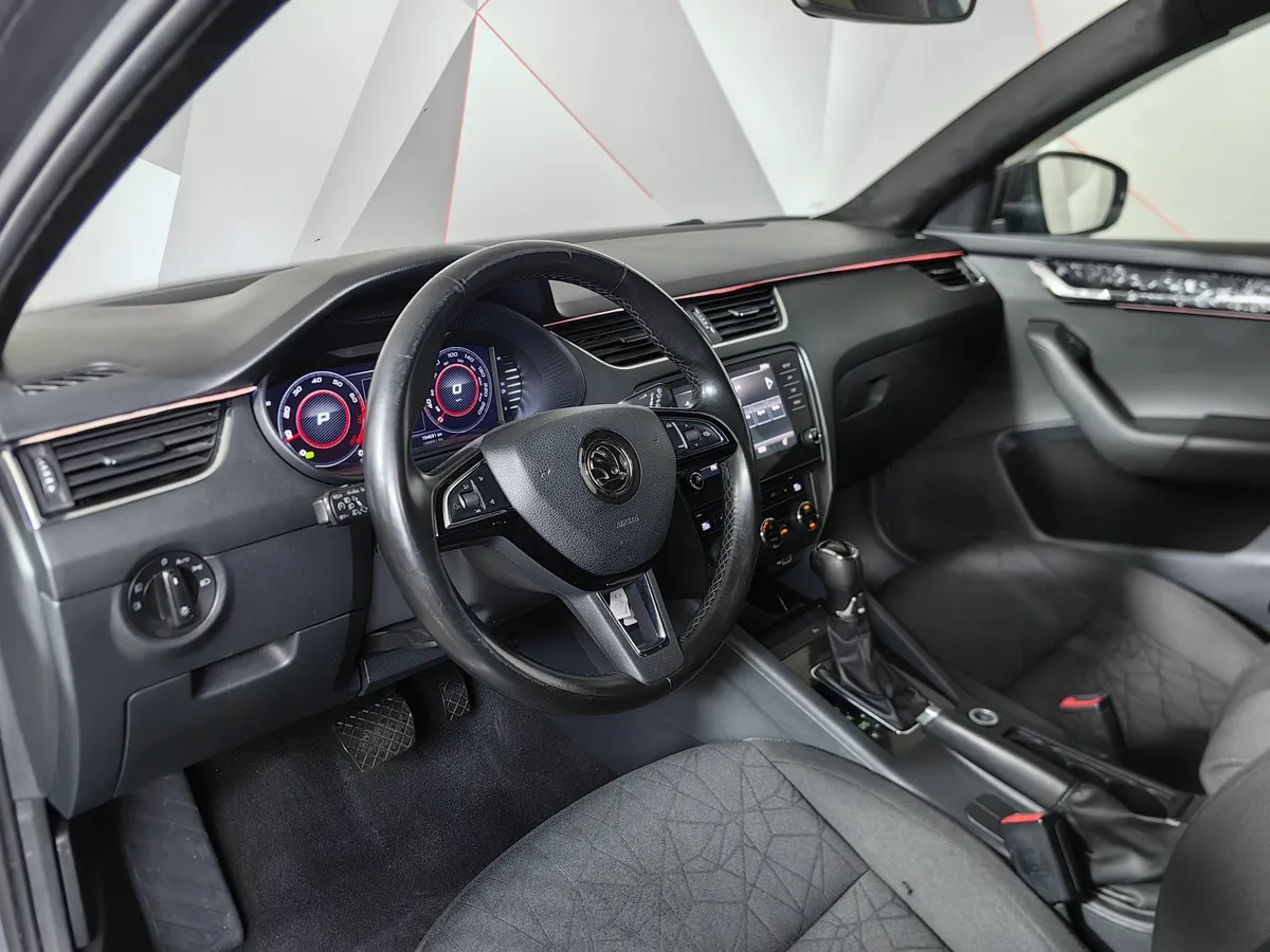 Skoda Octavia 1.8 TSI DSG (180 л.с.) Серый в АВИЛОН. Слайд №19