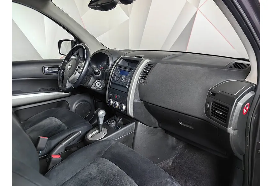 Nissan X-Trail 2.0 CVT AWD (141 л.с.) Комбинированный в АВИЛОН. Слайд №13