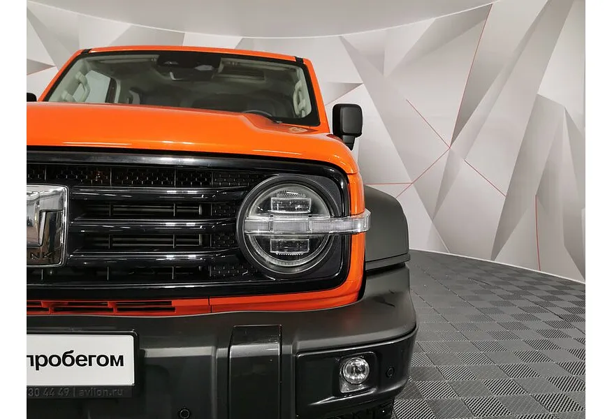 TANK 300 2.0T AT 4WD (220 л.с.) Adventure Оранжевый в АВИЛОН. Слайд №10