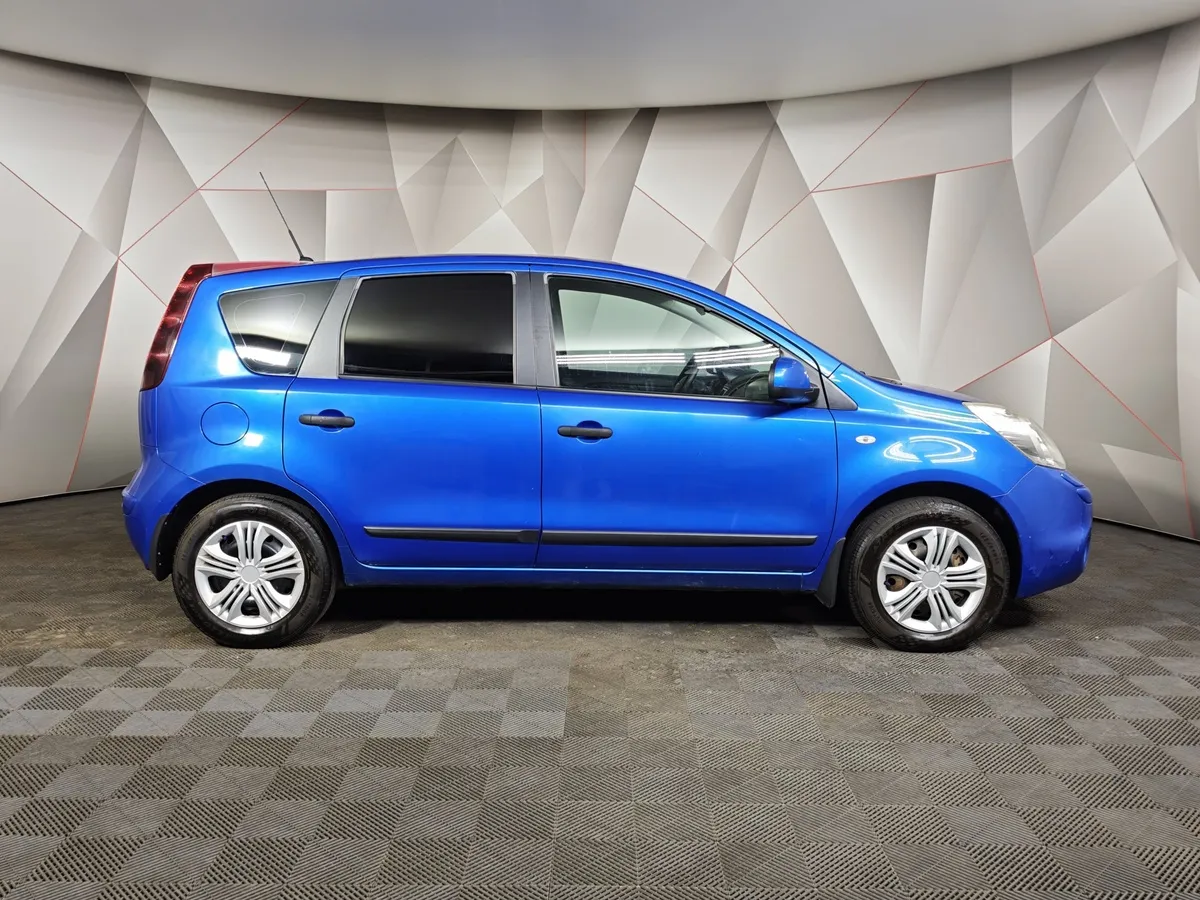 Nissan Note 1.4 MT (88 л.с.) Comfort Синий в АВИЛОН. Слайд №6