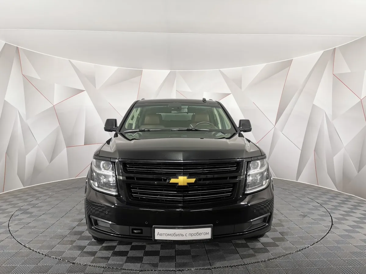 Chevrolet Tahoe 6.2 AT 4WD (409 л.с.) Черный в АВИЛОН. Слайд №7