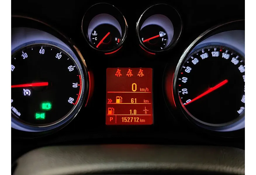 Opel Mokka 1.8 AT AWD (140 л.с.) Cosmo Белый в АВИЛОН. Слайд №18