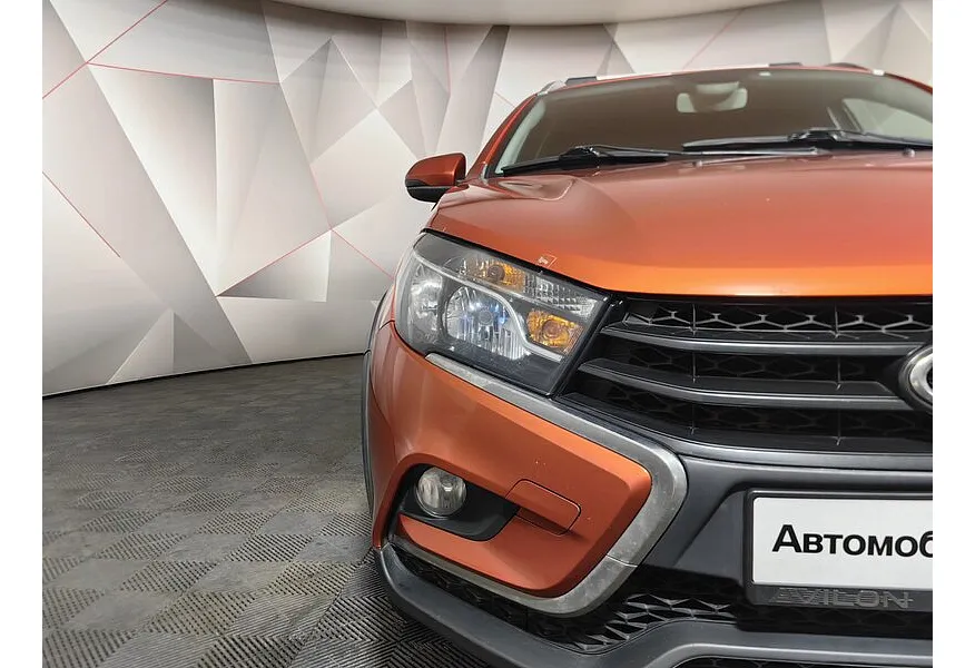 ВАЗ (Lada) Vesta 1.8 AMT (122 л.с.) Оранжевый в АВИЛОН. Слайд №10