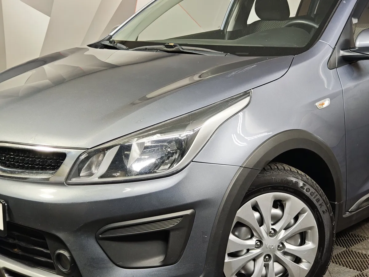 Kia Rio X-Line 1.6 MT (123 л.с.) Comfort Серый в АВИЛОН. Слайд №10