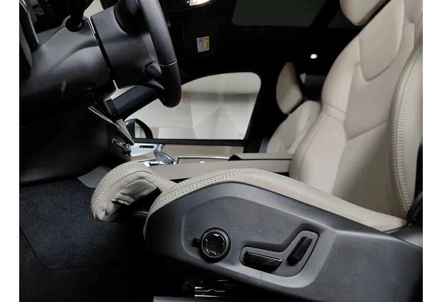 Volvo XC90 2.0 T8 plug-inhybrid AT AWD (7 мест) (455 л.с.) Ultra Bright Синий в АВИЛОН. Слайд №24