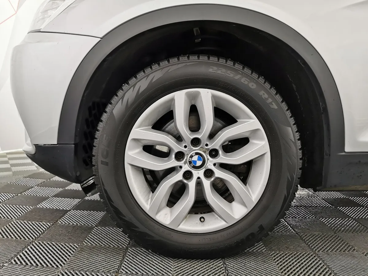BMW X3 xDrive28i AT (245 л.с.) Серебристый в АВИЛОН. Слайд №7