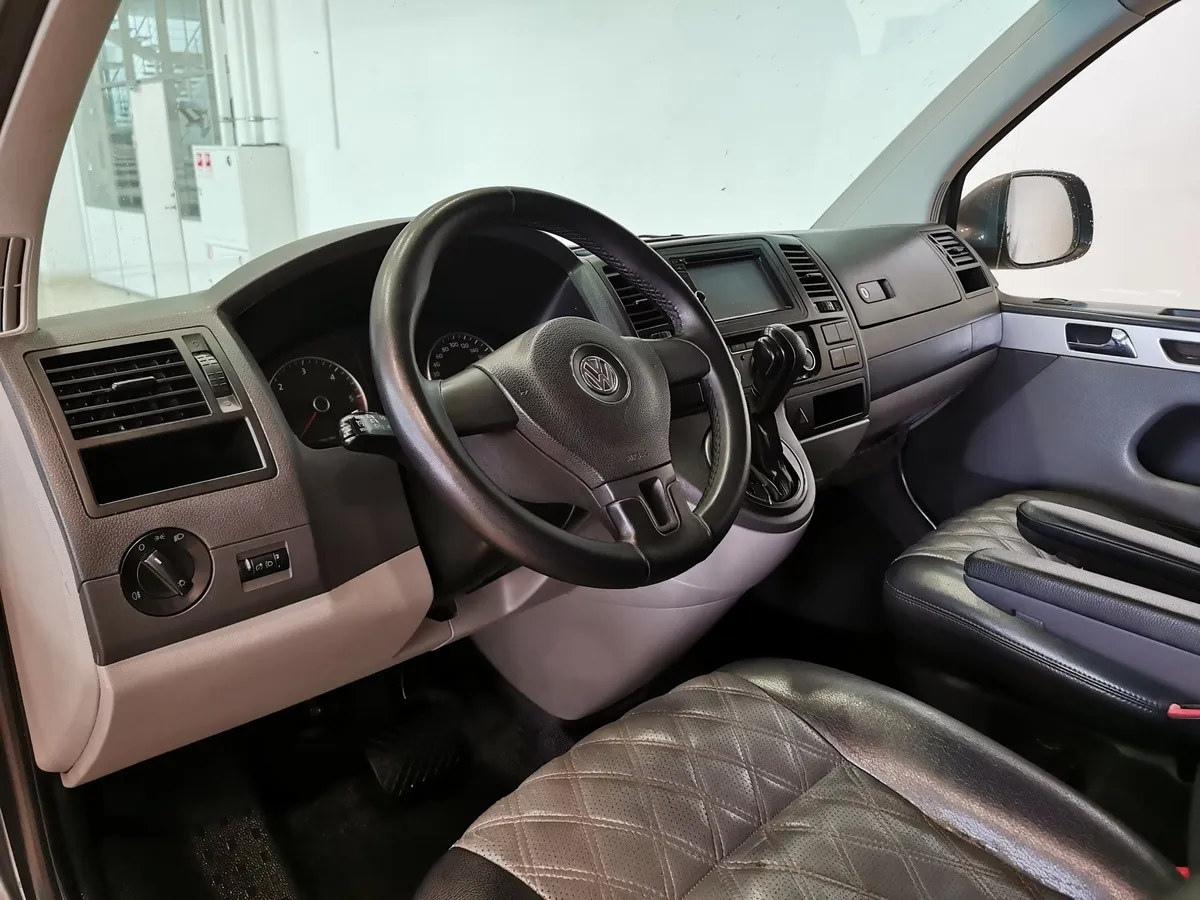 Volkswagen Caravelle 2.0 TDI DSG 4Motion L1 (150л.с.) Comfortline Серый в АВИЛОН. Слайд №16