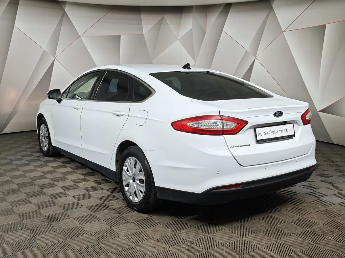 Ford Mondeo 2.5 AT (149 л.с.) Ambiente Белый в АВИЛОН. Слайд №4