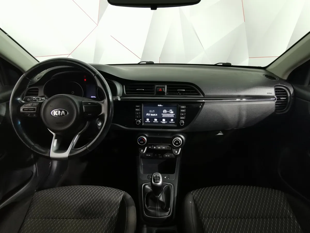 Kia Rio 1.6 MT (123 л.с.) Prestige Серый в АВИЛОН. Слайд №15