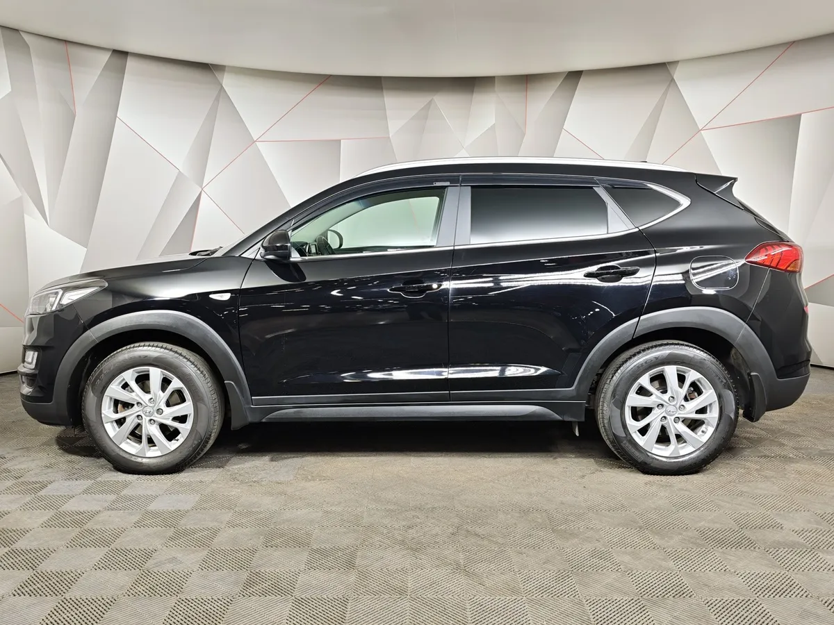 Hyundai Tucson 2.0 (150 л.с.) MPI-6AT-2WD Family Черный в АВИЛОН. Слайд №5