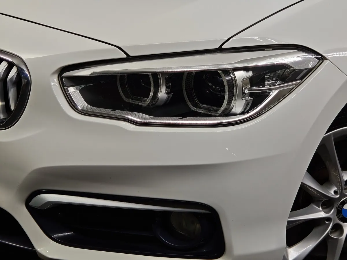 BMW 1 серия 118i AT (136 л.с.) Белый в АВИЛОН. Слайд №8