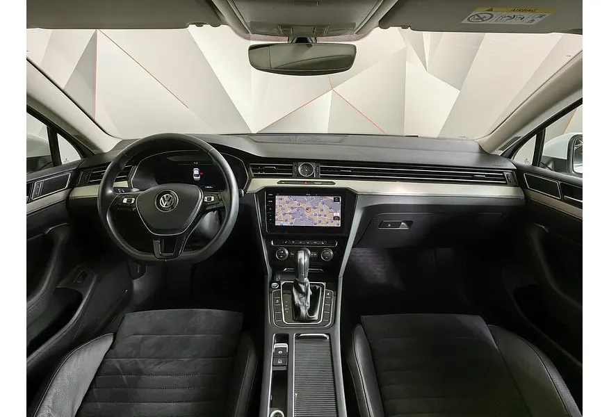 Volkswagen Passat 1.8 TSI BlueMotion DSG (180 л.с.) Highline Белый в АВИЛОН. Слайд №14