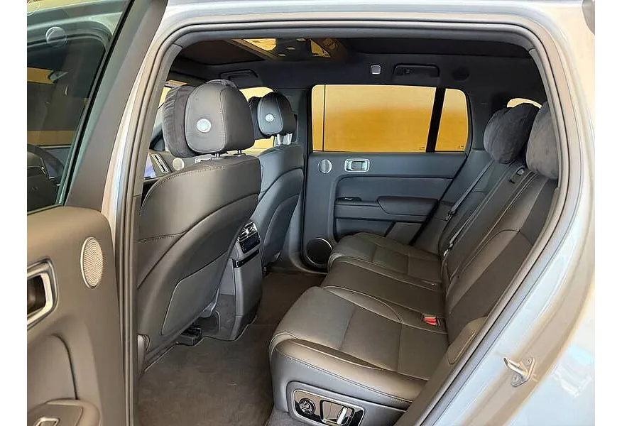 Li Auto L7 1.5 AT 4WD (449 л.с.) Ultra Серебристый в АВИЛОН. Слайд №10