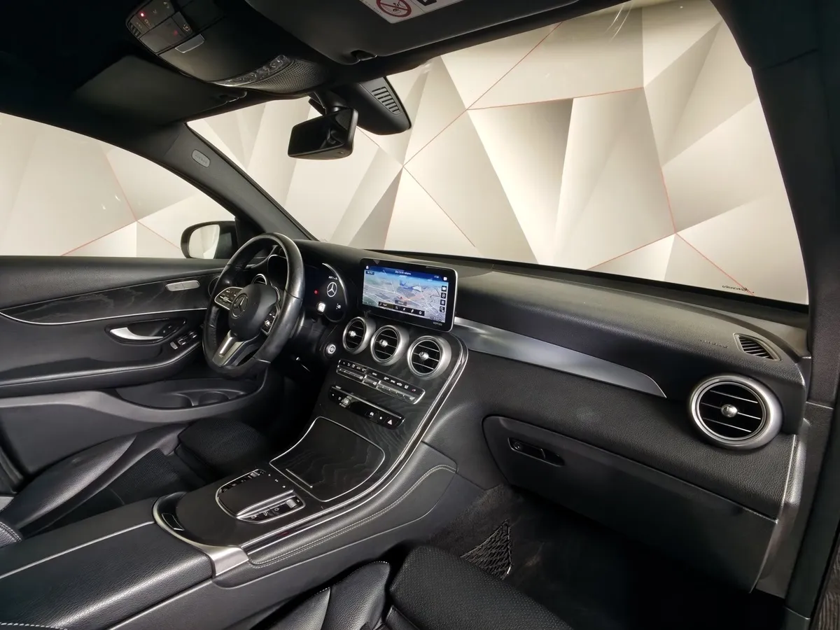 Mercedes-Benz GLC Купе 220 d 9G-TRONIC 4MATIC (194 л.с.) Premium Серый в АВИЛОН. Слайд №13