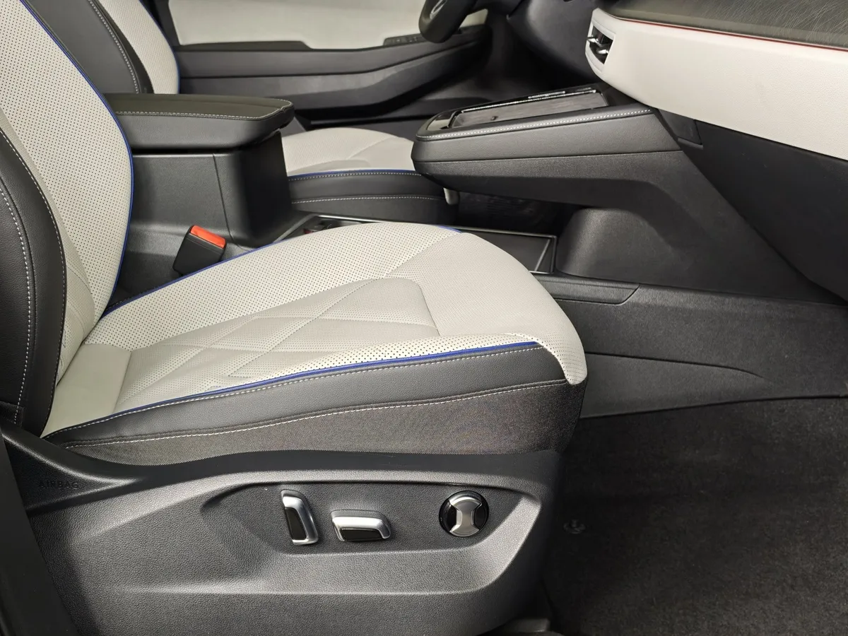 Volkswagen Talagon 2.0 7DSG AWD (272 л.с.) Flagship Shengjing Черный в АВИЛОН. Слайд №25