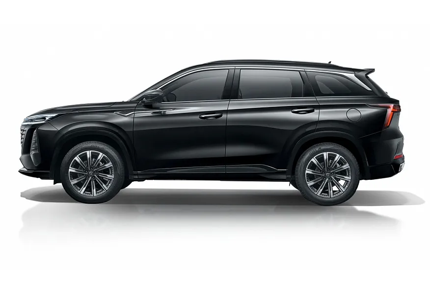 Changan CS75PLUS 2.0 AT 4WD (235 л.с.) Tech Черный в АВИЛОН. Слайд №1