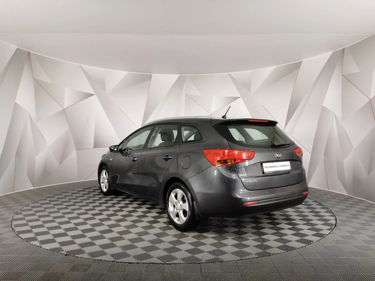Kia Ceed 1.6 AT (129 л.с.) Luxe Серый в АВИЛОН. Слайд №4